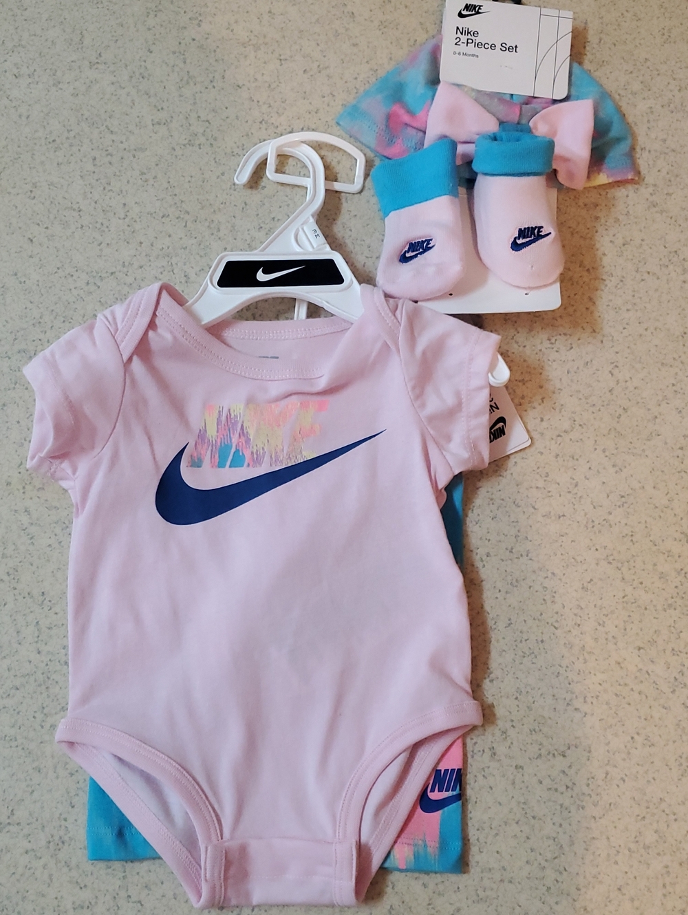 Nike Pink Baby Two-Piece Bodysuit with Matching Pants And Socks With Hat